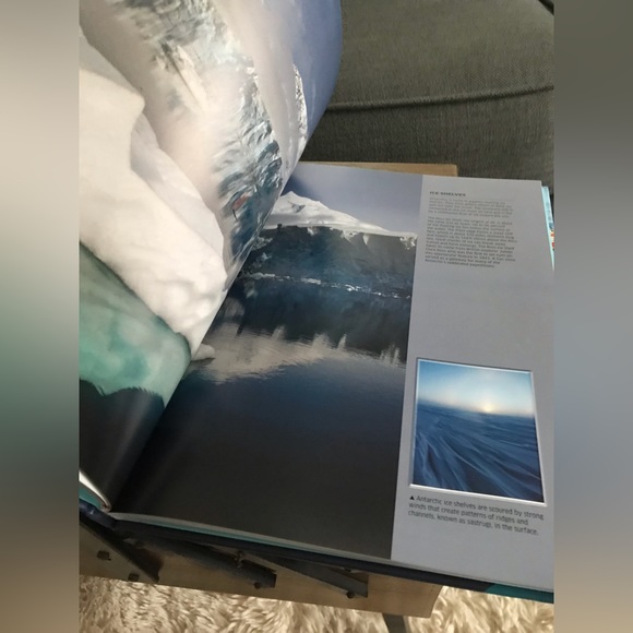 Ice Chilling Stories From A Disappearing World Hardback Coffee Table Book - Picture 4 of 9